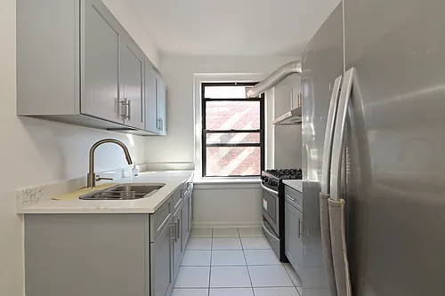 62-64 Saunders St #M3 Photo 1