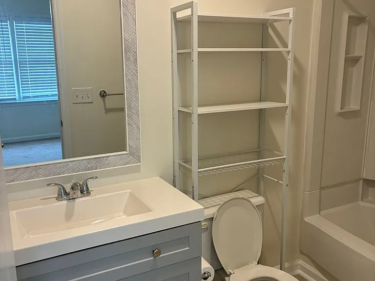 1813 Fox Sterling Dr — Photo 6
