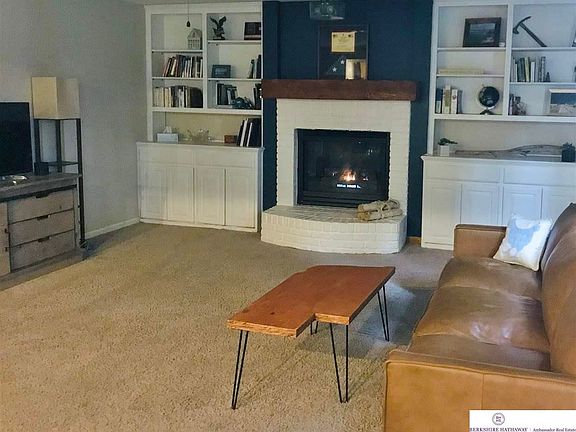 2nd image of 9924 Idora St