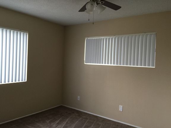 4th image of 302 N Winnipeg Pl