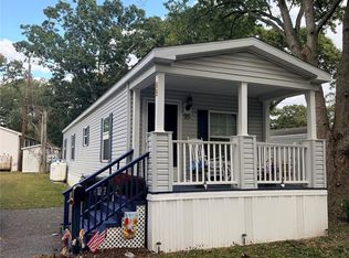 37 Hubbard Avenue #95, Riverhead, NY 11901