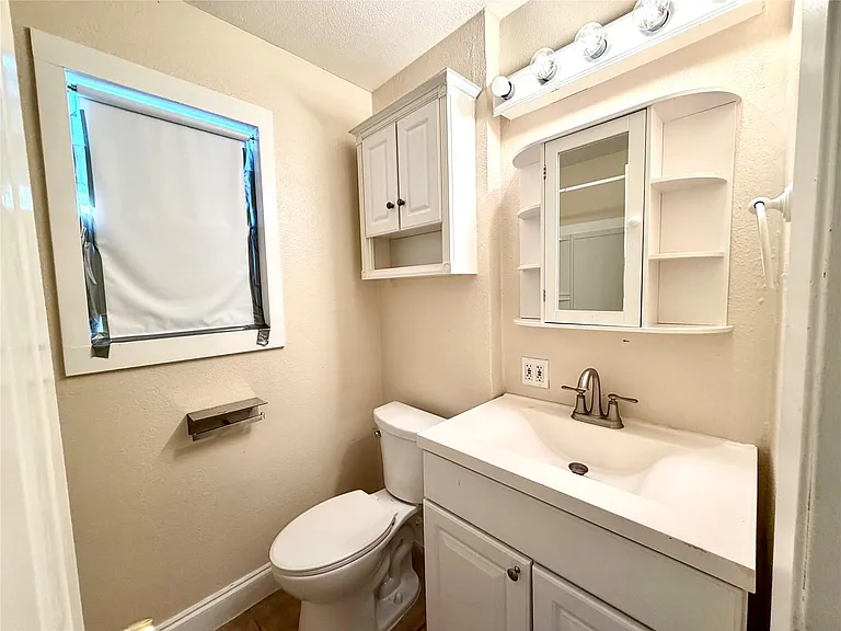 4275 Bethel Blvd — Photo 36