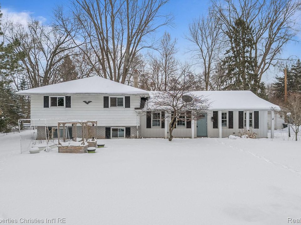1st image of 7145 Henry Dr