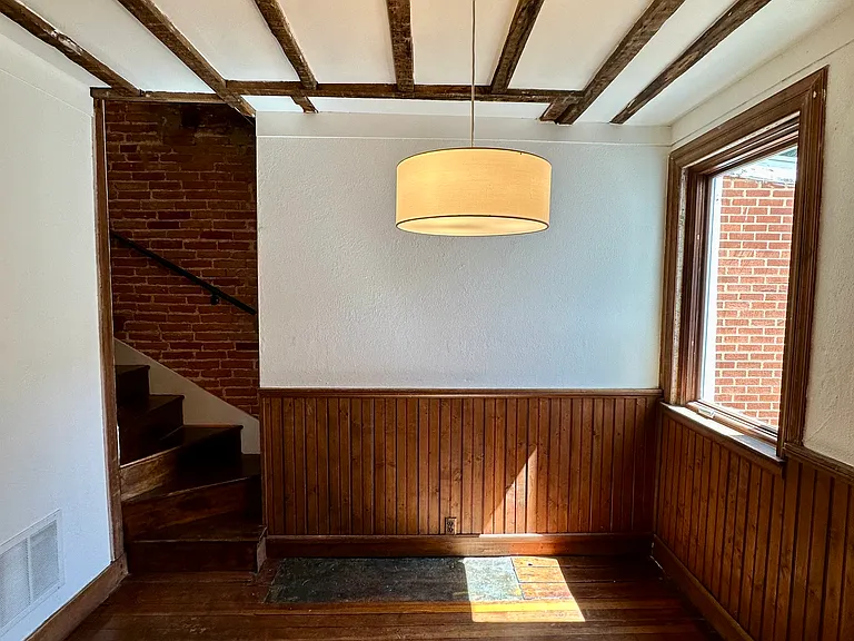 13 E Hamburg St — Photo 22