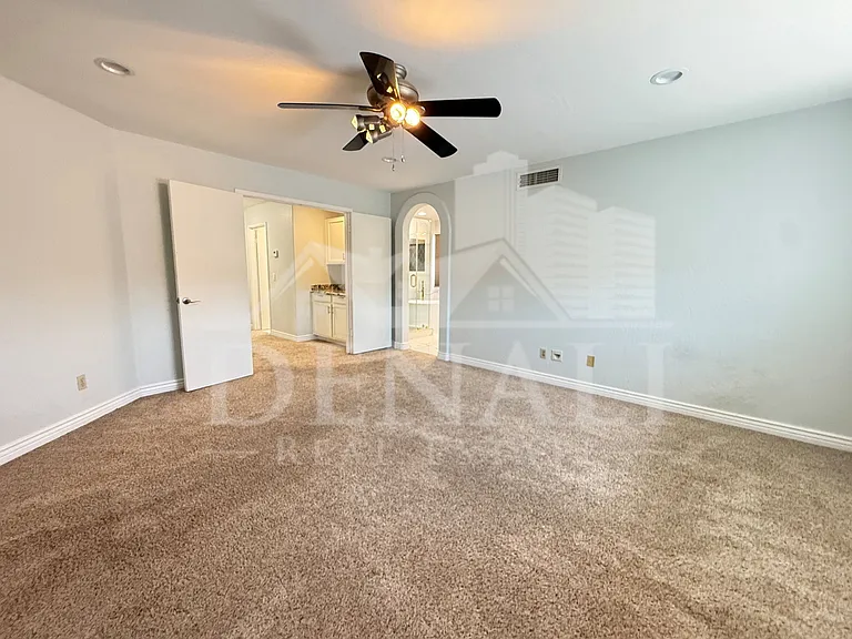 18220 N 45th St — Photo 16