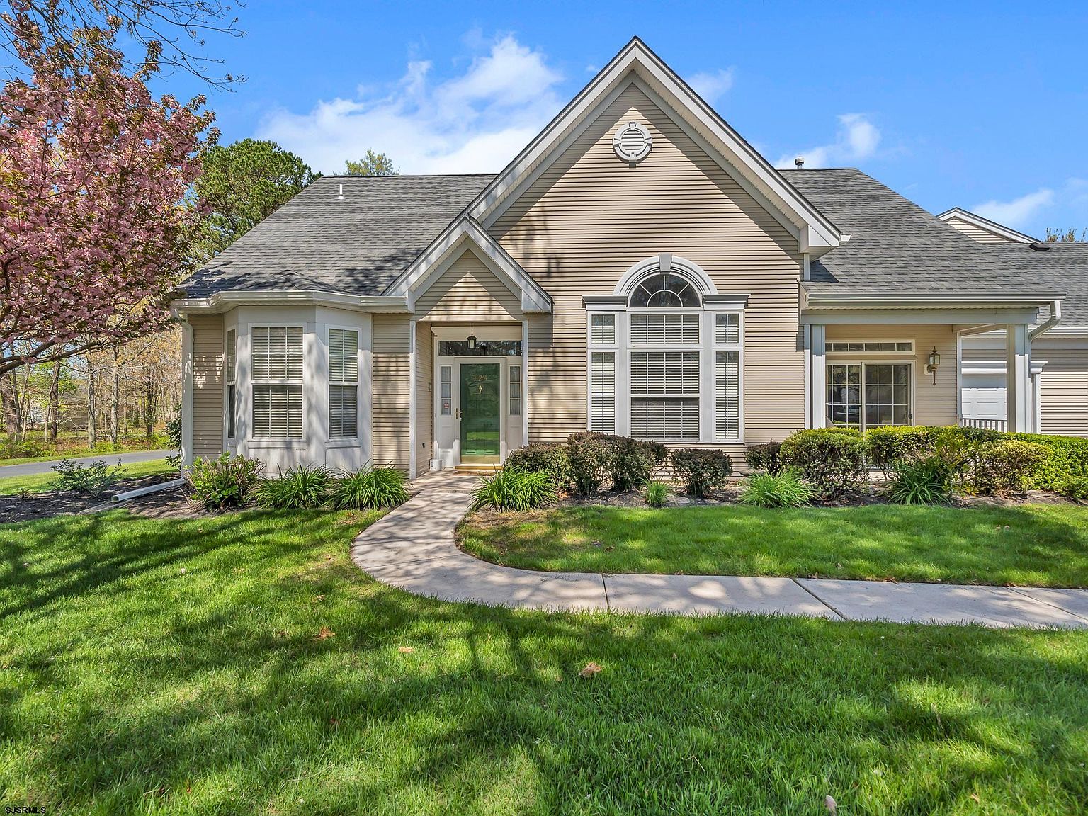 124 Newcastle Ct, Galloway, NJ 08205 Zillow