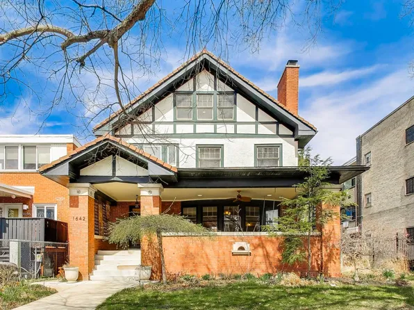 1642 W Jarvis Ave, Chicago, IL 60626