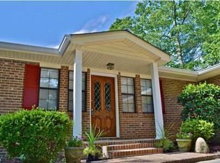 406 Valleybrook Dr, Hixson, TN 37343