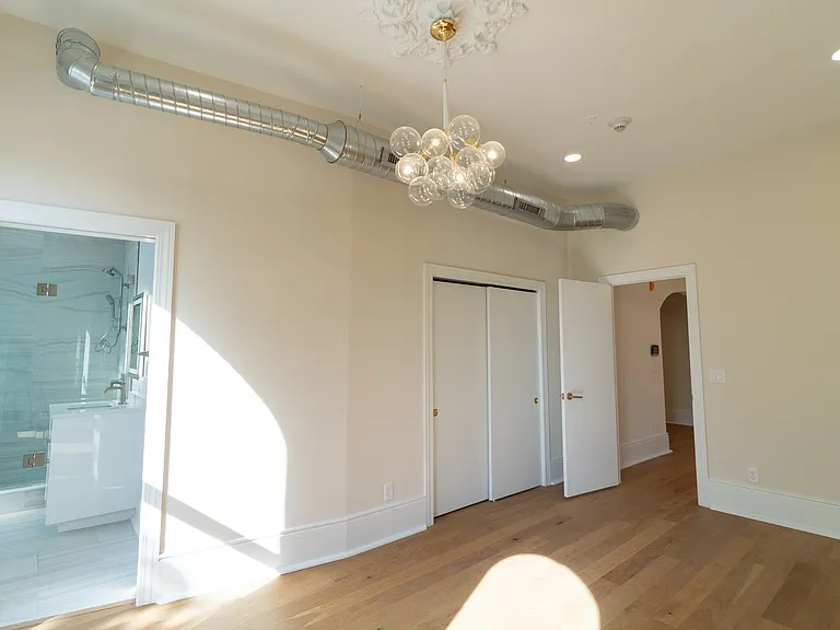 17 N Pearl St #3 — Photo 11