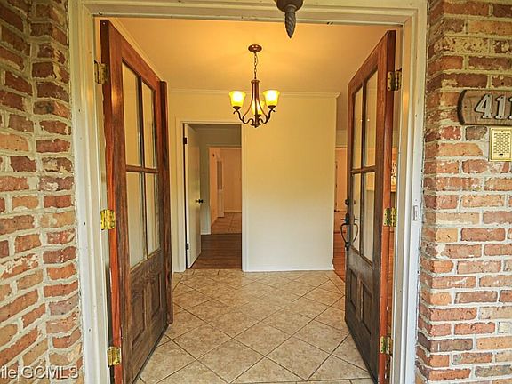 2nd image of 4118 Highpoint Dr S