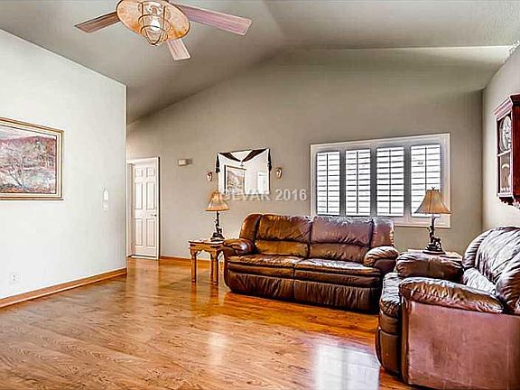 5th image of 6228 Topweed Ave