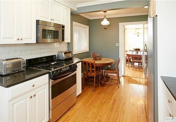 5th image of 17 Hamilton St