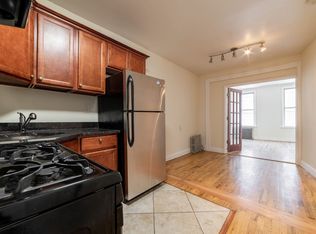 329 18th St #3A, Brooklyn, NY 11215
