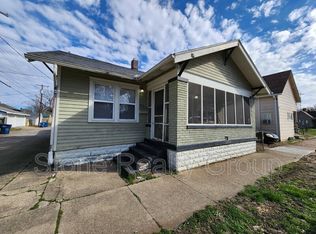 916 Washington Ave, Terre Haute, IN 47802