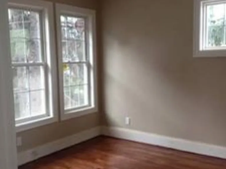 4 Langley Rd #1 — Photo 8