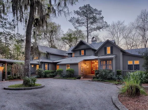 59 Greenleaf Rd, Bluffton, SC 29910