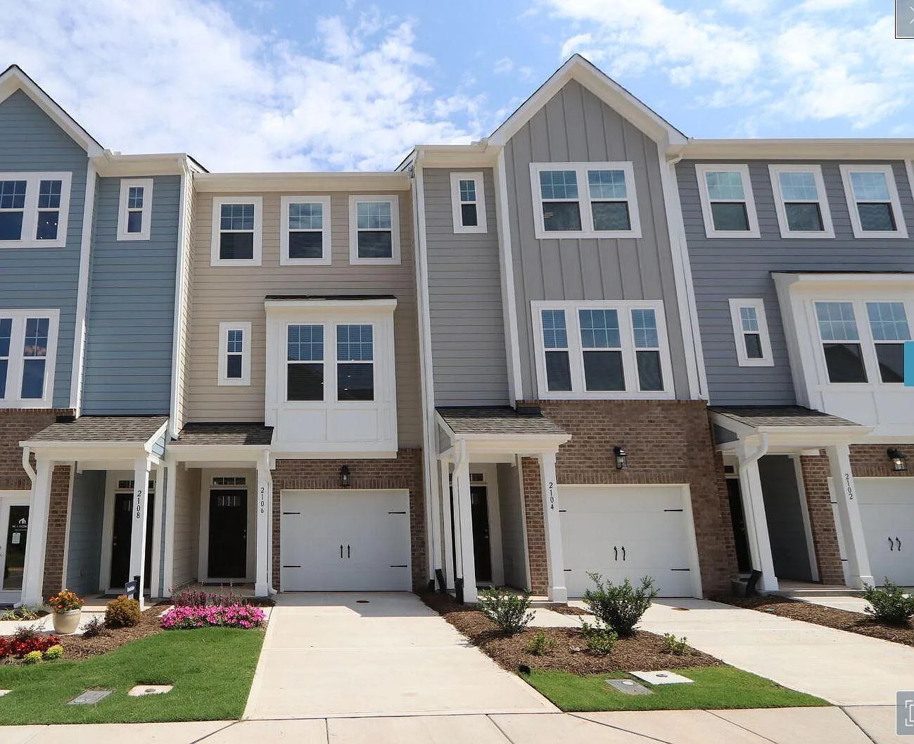 3 bed, 3.0 bath, 1900 sqft, $2,295 — Photo 2