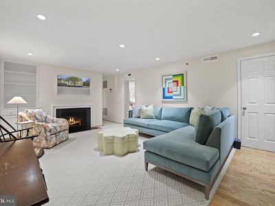 706 Prince St APT 5, Alexandria, VA, 22314