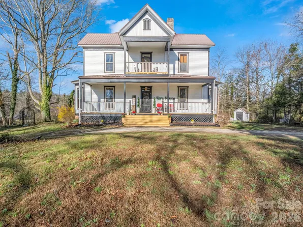 219 Stoney Mountain Rd, Hendersonville, NC 28791