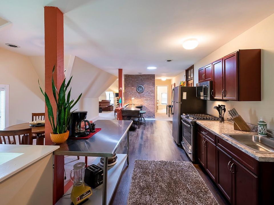 MCM Kitchen/Dining room with solar tube lighting