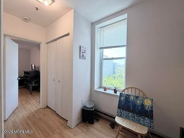 533 Monroe St #4D — Photo 9