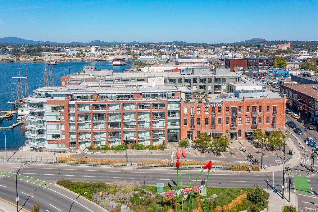 456 Pandora Ave #212B, Victoria, BC - View 4