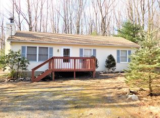 303 Barrys Rd, Effort, PA 18330