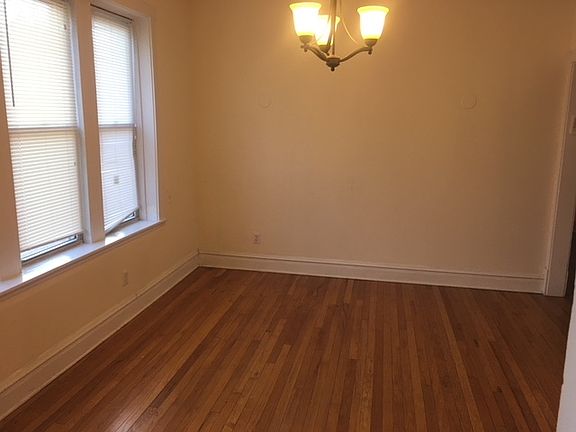 4th image of 207 Washington Blvd