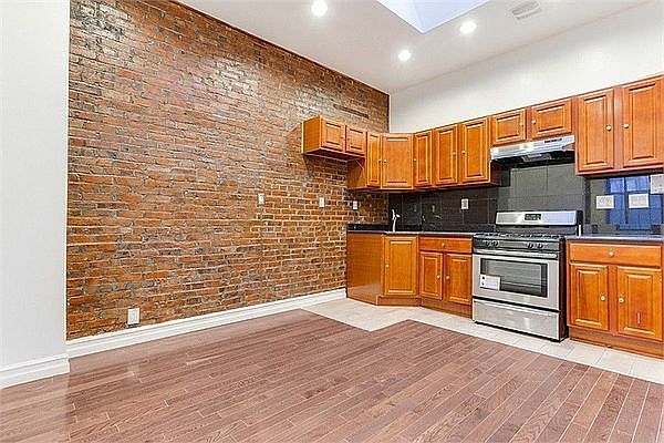 1st image of 802 Mac Donough St #3C