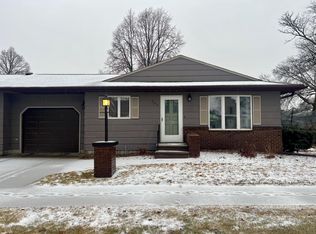 205 N Josephine Ave, Madison, SD 57042