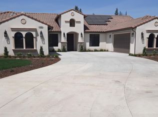 12502 264th Ave, Visalia, CA 93277