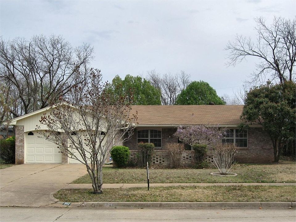 1st image of 3112 Beverly Dr