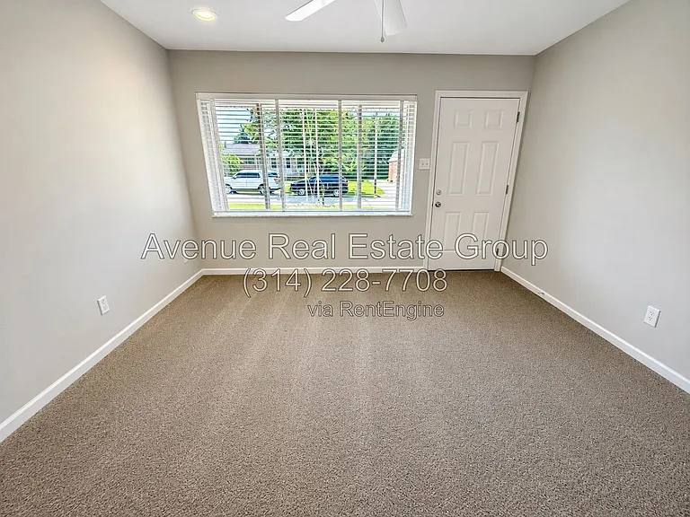 236 Solon Dr #C — Photo 2