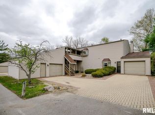 5640 N Withershin Point, Peoria, IL 61615