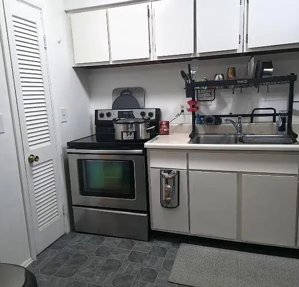 1112 Towne St #3 — Photo 4