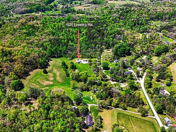 5th image of 1025 Limerick Rd