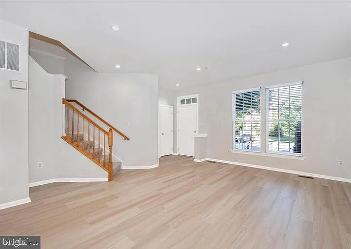3534 Winthrop Ln — Photo 8
