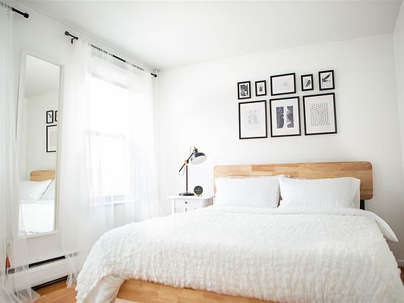 5th image of 354 Varick St #3A