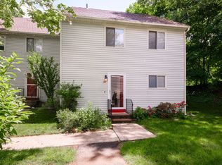 30 Larkspur Dr #30, Cromwell, CT 06416