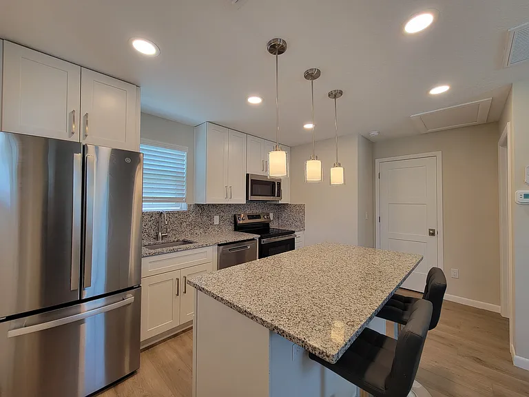 515 26th Ave N #1/2 — Photo 7