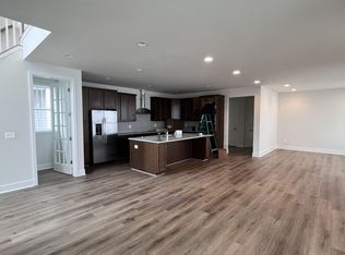 23127 Glenwood Heights Cir, Ashburn, VA 20148
