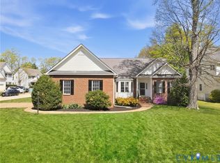 1406 Hawkins Wood Cir, Midlothian, VA