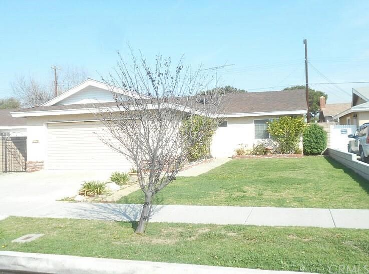 2nd image of 1307 W Cruces St