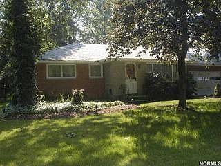 1st image of 411 Oak Manor Dr