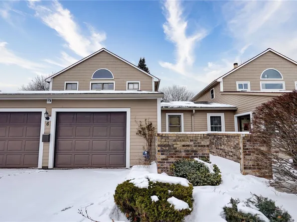 6 Thomasville Dr, Rochester, NY 14612