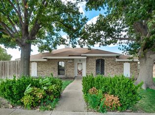 2301 Brownlee Blvd, Rowlett, TX 75088