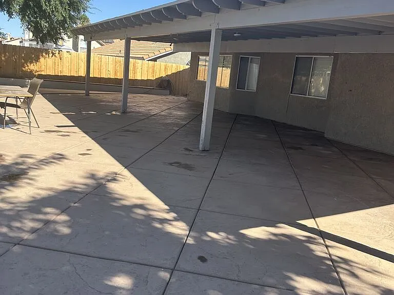 1310 Garnet Ave — Photo 1