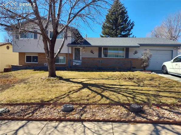 1906 Montezuma Dr, Colorado Springs, CO 80910