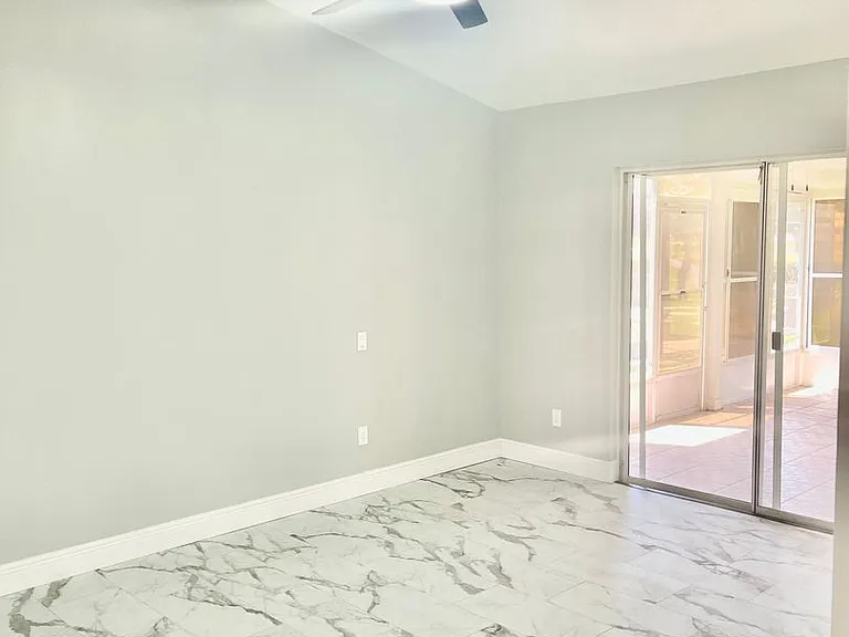 3302 Santa Monica Dr — Photo 11