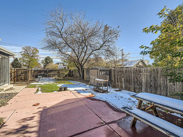 1442 King St — Photo 13